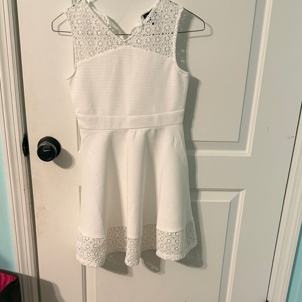 Elegant White Lace Kids Dress